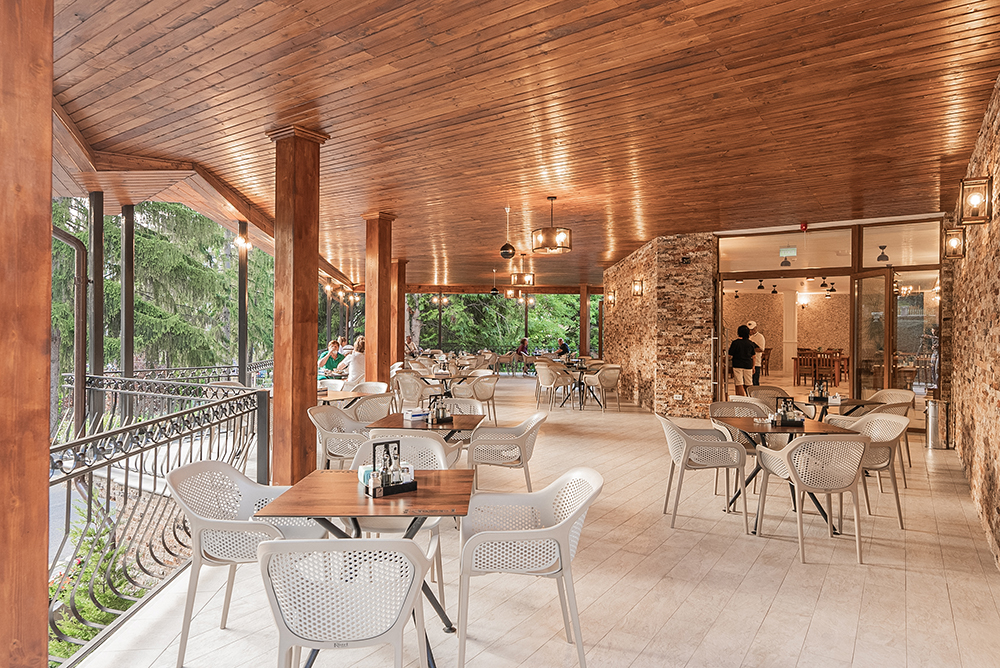 restaurant-terasa-cascada-1